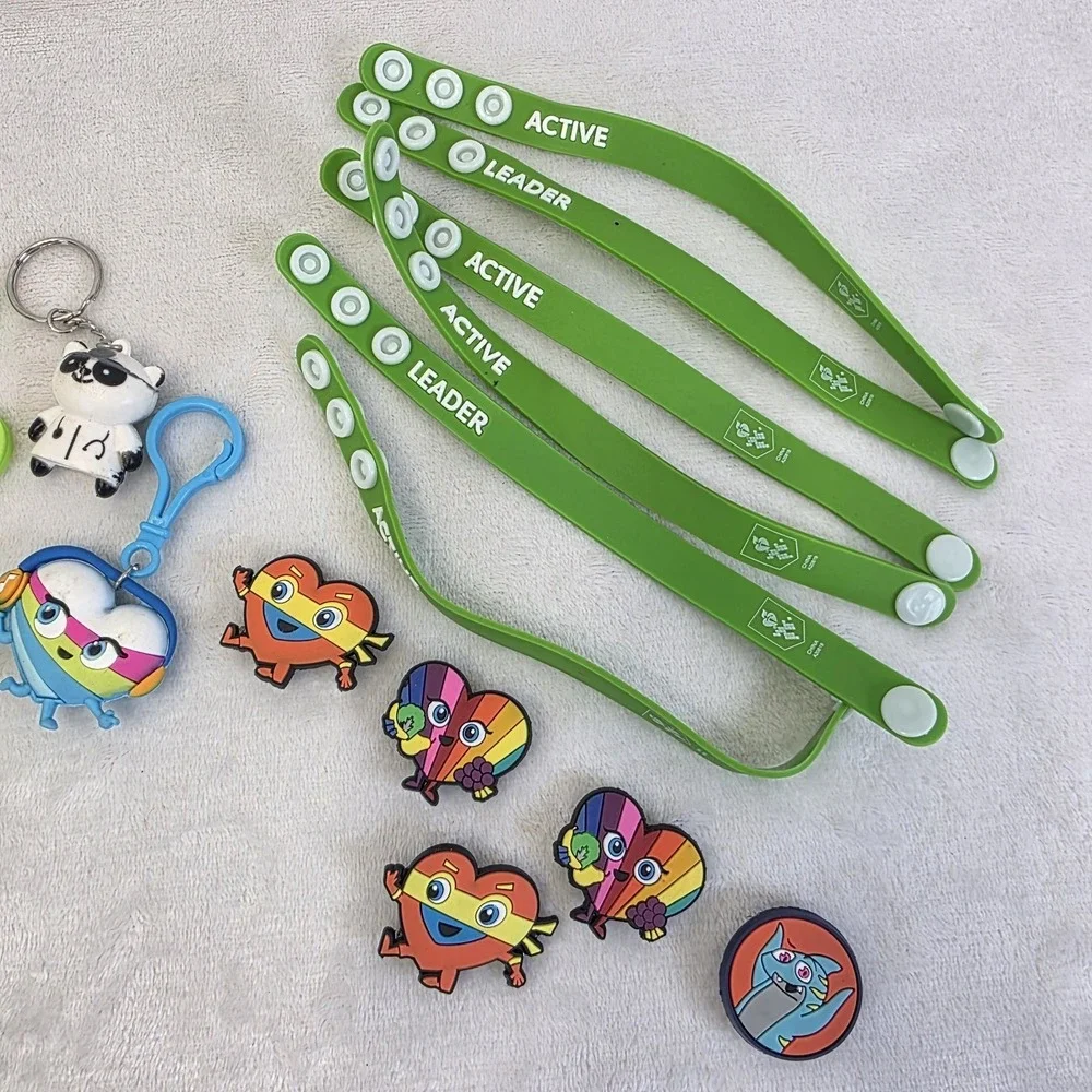 Lot of American Heart Association Kids Challenge Characters Keychains Bracelets‎